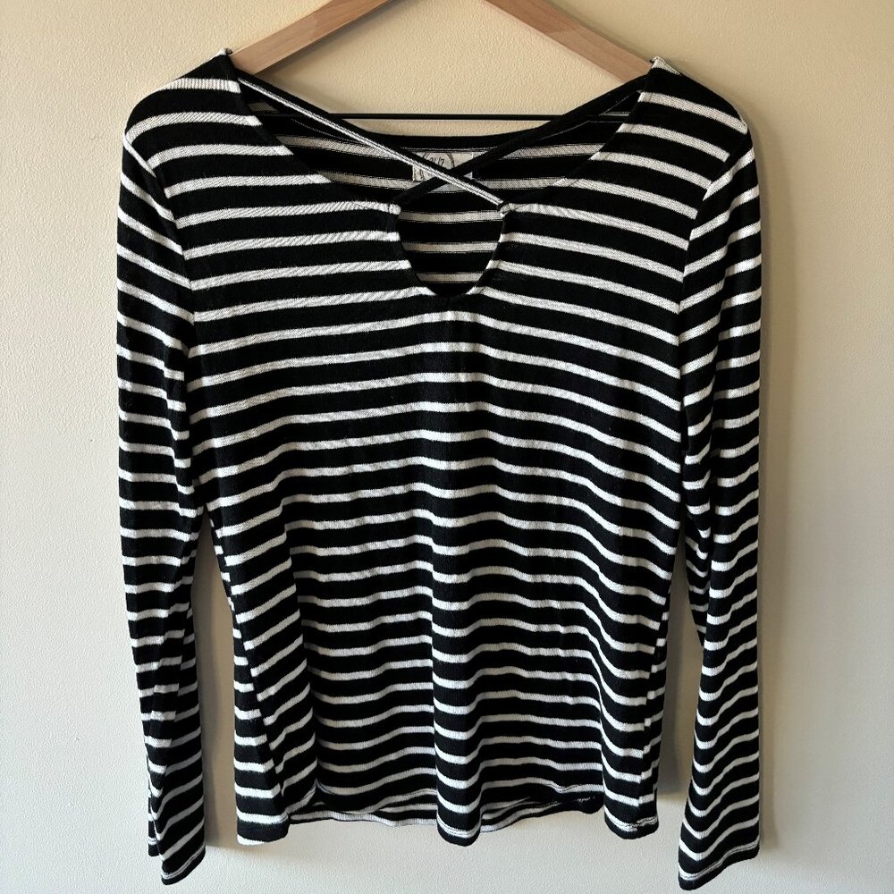 Maurices Black & White Striped Keyhole Top